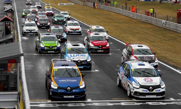 ‘PUNISHING’ ROCKINGHAM NEXT STOP FOR UNPREDICTABLE RENAULT UK CLIO CUP TITLE RACE