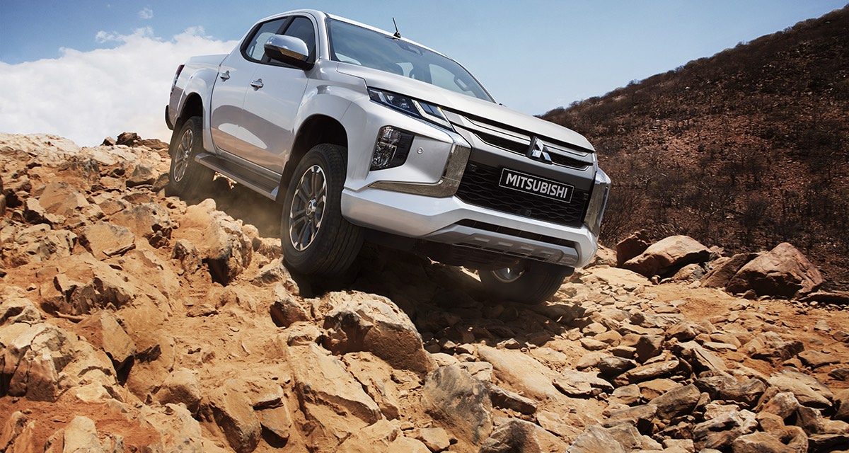 WORLD DEBUT OF NEW MITSUBISHI L200
