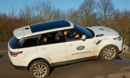 ULTIMATE FAMILY CHRISTMAS AT LAND ROVER EXPERIENCE EASTNOR’S WINTER WONDERLAND