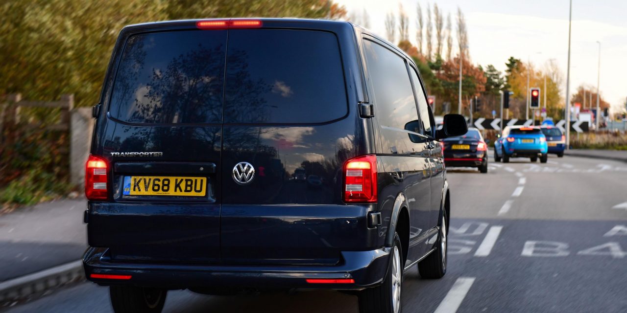 BRAKING NEWS: VAN DRIVERS RISKING ACCIDENTS BECAUSE OF HEAVY LOADS