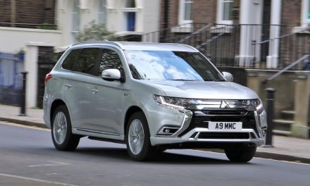 MITSUBISHI MOTORS BUCKS PHEV TREND AS GOVERNMENT CONTINUES TO IGNORE POTENTIAL OF TECHNOLOGY