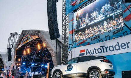 AUTO TRADER HEADLINE SPONSORS CHRIS EVANS’ CARFEST
