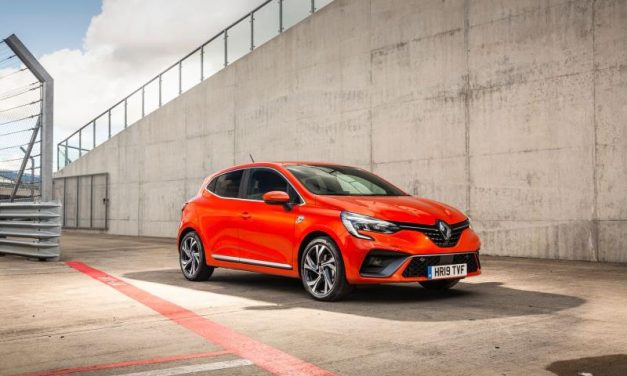ALL-NEW RENAULT CLIO WINS THE SUN LEGEND AWARD AT THE MOTOR AWARDS 2019
