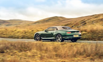 TAILORED FOR INDIVIDUALS: BENTLEY’S TAKE ON TWEED IN THE ULTIMATE OPEN-TOP GRAND TOURER
