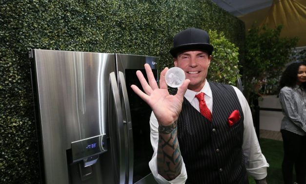 TWO ICONIC “ICES” HELP INTRODUCE WORLD’S FIRST CRAFT ICE REFRIGERATOR FROM LG