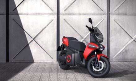 SEAT UNVEILS NEW e-SCOOTER CONCEPT AT SMART CITY EXPO