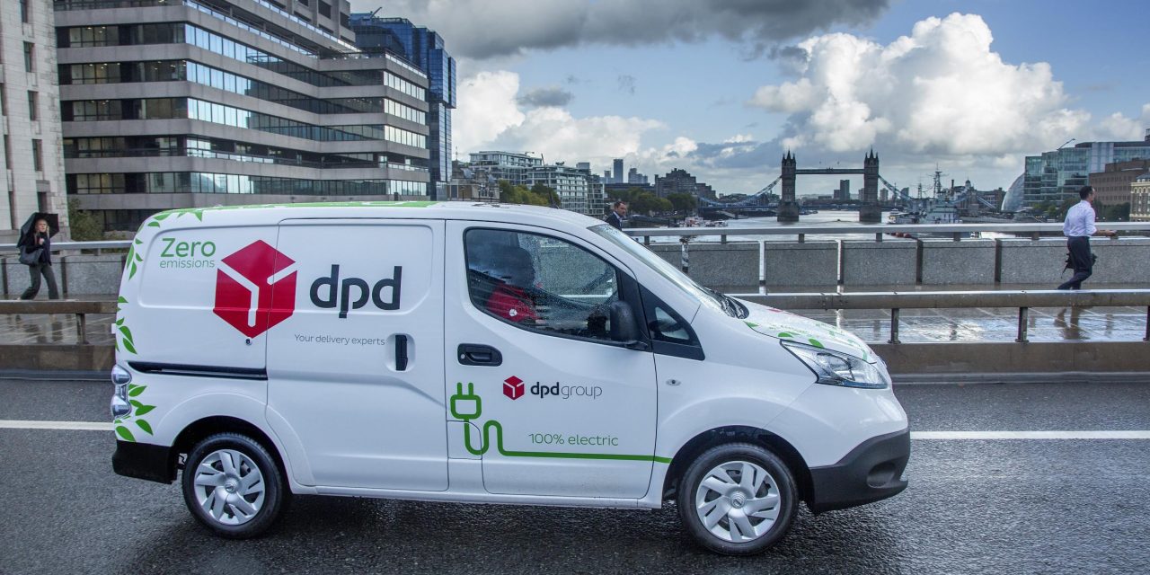 NISSAN DELIVERS LARGEST ELECTRIC VAN ORDER OF 300 NEW e-NV200 VANS FOR DPD
