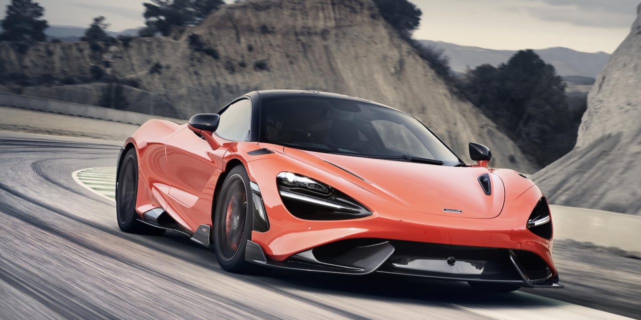 McLAREN AUTOMOTIVE RENEWS COMMITMENT TO VEHICLE WEIGHT REDUCTION TO FURTHER ENHANCE EFFICIENCY AND PERFORMANCE