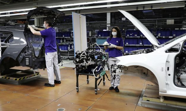 VOLKSWAGEN STARTS WITH STEP-BY-STEP RESUMPTION OF PRODUCTION
