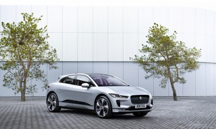 JAGUAR I-PACE ELECTRIC TAXIS ON WORLD’S FIRST WIRELESS HIGH-POWERED CHARGING RANK