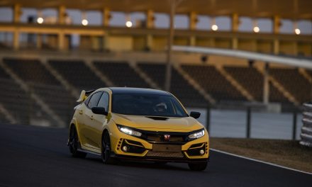 HONDA CIVIC TYPE R LIMITED EDITION SETS NEW LAP RECORD AT ICONIC SUZUKA CIRCUIT