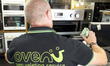 Rare business opportunity to invest in successful Oven valeting business