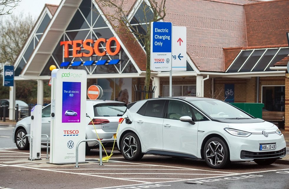 VOLKSWAGEN, TESCO AND POD POINT REACH MILESTONE AS 200TH STORE GETS FREE ELECTRIC VEHICLE CHARGERS