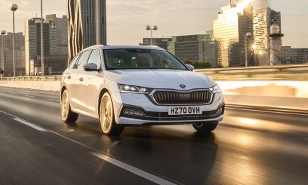 ŠKODA CONTINUES ITS ELECTRIC EVOLUTION AS OCTAVIA ADDS IV PLUG-IN HYBRID TO UK RANGE