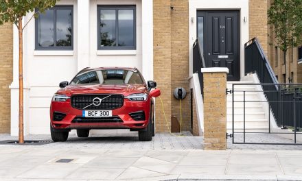 Volvo completes electrification of XC60 range with mild-hybrid and plug-in hybrid powertrains