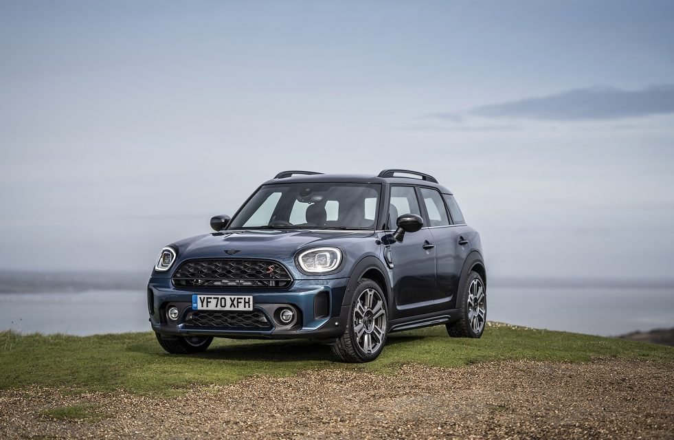 Introducing the new MINI Countryman Boardwalk Edition