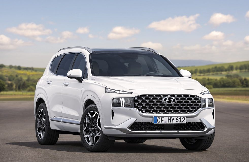Hyundai announces New SANTA FE prices and specifications