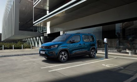 PEUGEOT opens order books for e-Rifter