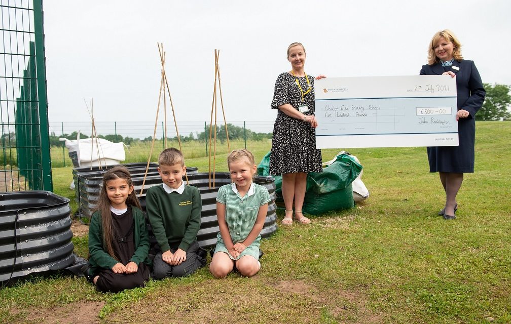 NOTTINGHAMSHIRE HOMEBUILDER BACKS PRIMARY SCHOOL’S OUTDOOR PROJECT WITH DONATION