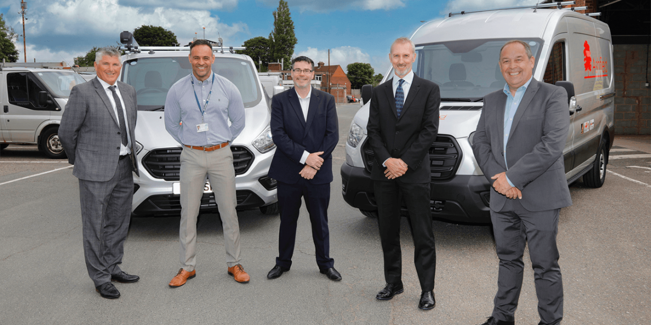 Award-winning partnership between J Tomlinson and Ashfield District Council continues following renewal of housing refurbishment contract