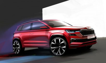 First sketches preview the updated ŠKODA Karoq