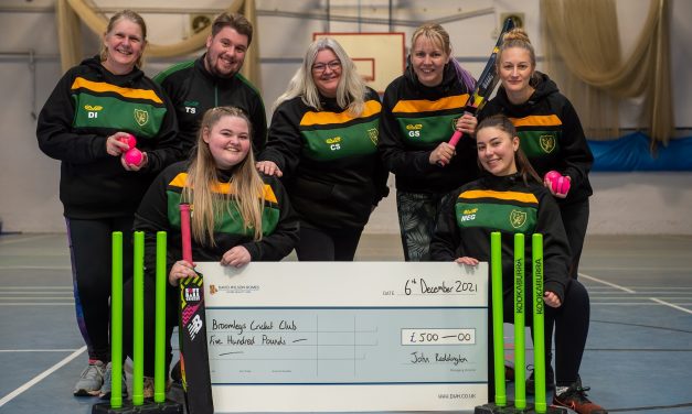 ‘HOWZAT’ FOR A 75TH ANNIVERSARY PRESENT: HOMEBUILDER BACKS LEICESTERSHIRE CRICKET CLUB