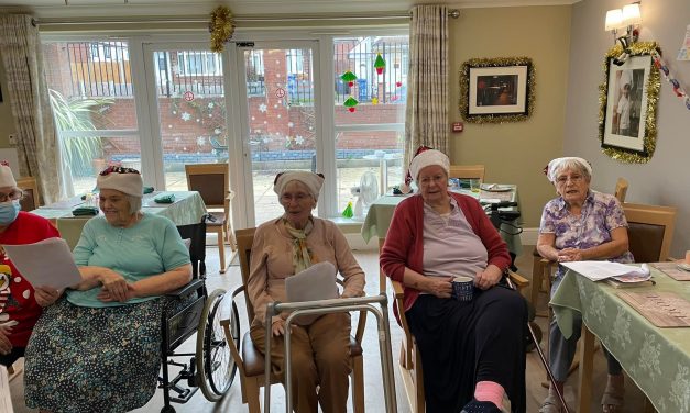 Derby care home gets into Christmas spirit with carol concert for residents