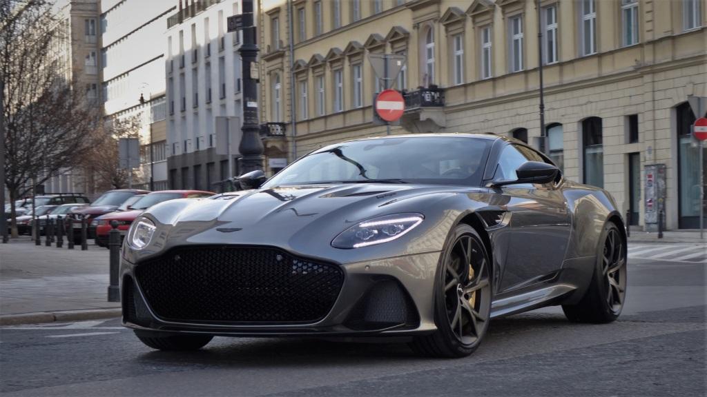 Pink Car Leasing sees surge in orders for Aston Martin’s since No Time To Die release