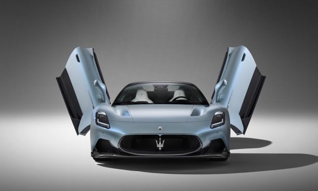 New Maserati MC20 Cielo Global Premiere