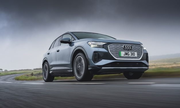Pilot project started: Faulty car glass to be turned into new windowpanes for the Audi Q4 e-tron