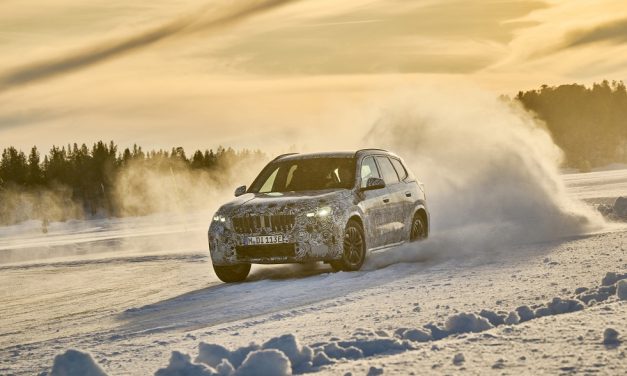 Tackling ice and snow with all-electric power: final winter testing with the new BMW iX1