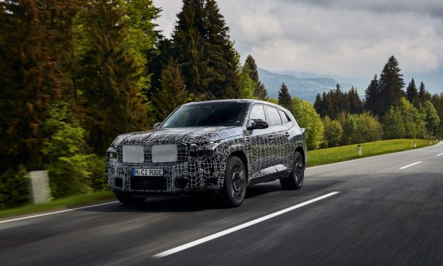 M feeling in a new dimension: Driving dynamics testing with the new BMW XM.