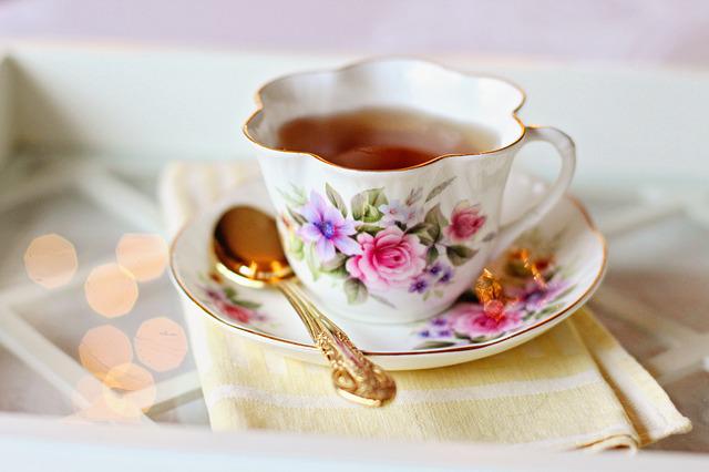 How to Host the Perfect Summery Vegan Afternoon Tea
