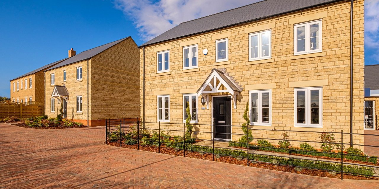 Oxfordshire property seekers get help to buy boost from homebuilder