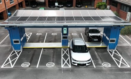 First pop-up, mini solar car park provides EV drivers with 20,000 miles of charge