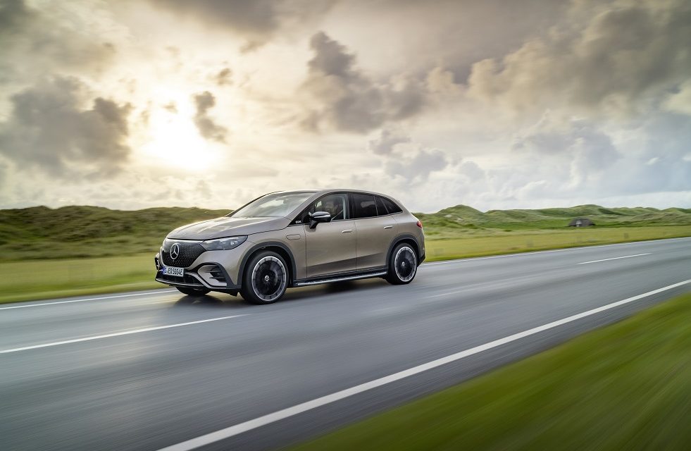 The new EQE SUV: high-tech and luxury meet versatility