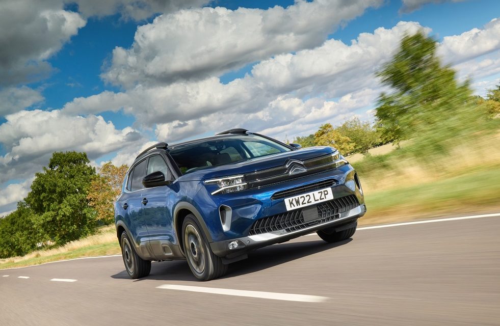 Citroën strengthens its Plug-in Hybrid offering with updates for New C5 X and New C5 Aircross