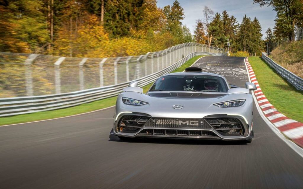 6:35.183 min: Mercedes-AMG ONE is Number 1 on the Nürburgring-Nordschleife