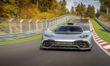 6:35.183 min: Mercedes-AMG ONE is Number 1 on the Nürburgring-Nordschleife