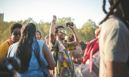 What to Wear to a Festival in the UK This Summer