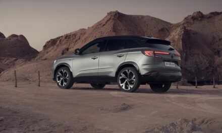 Pricing announced and orders open for all new Renault Austral E-Tech full hybrid