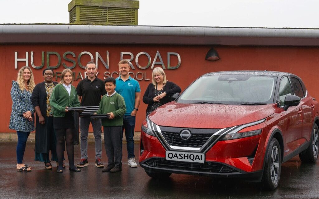Nissan helps school children go digital