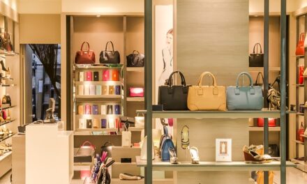 Things to do at a shopping center this Christmas?