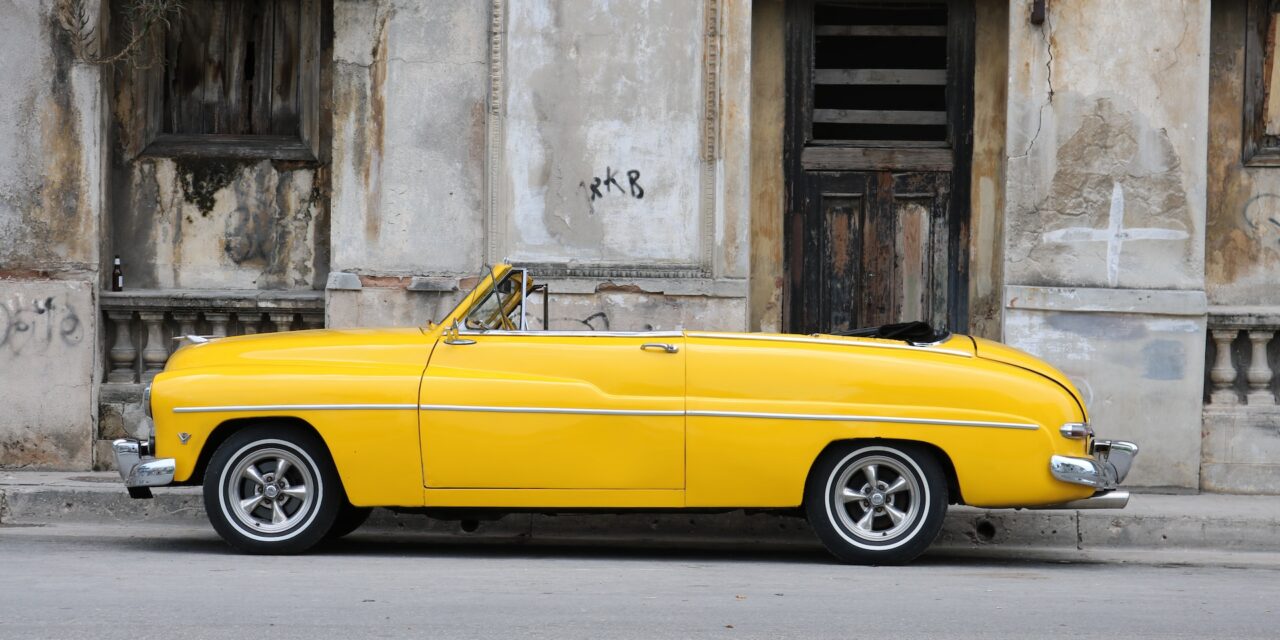 5 Benefits of Driving and Owning a Vintage Car Today