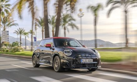 Inspired by John Cooper Works: The new MINI Cooper Electric in Sport Trim
