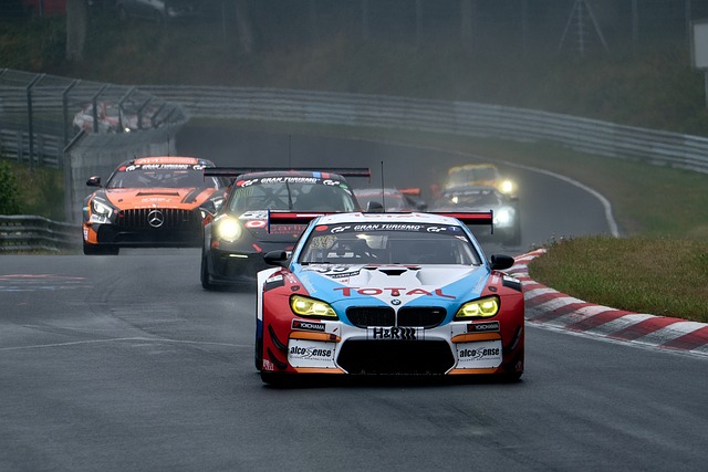 Maximizing Performance at Brands Hatch with the SOLO DL GPS Lap Timer