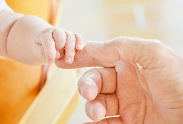 A SYSTEM WHICH DELIVERS THE RIGHT MILK TO THE RIGHT INFANT IN THE RIGHT WAY