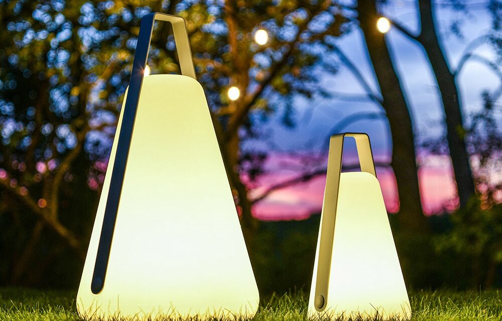Creating a Cozy Living Space with the Extreme Lounging B Bulb Plus Outdoor Light