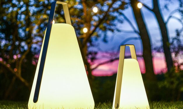 Creating a Cozy Living Space with the Extreme Lounging B Bulb Plus Outdoor Light