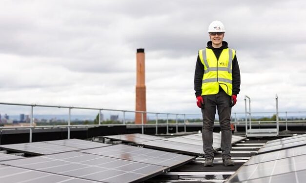 Trending Apprenticeships in the UK for 2024: Navigating the Evolving Job Market